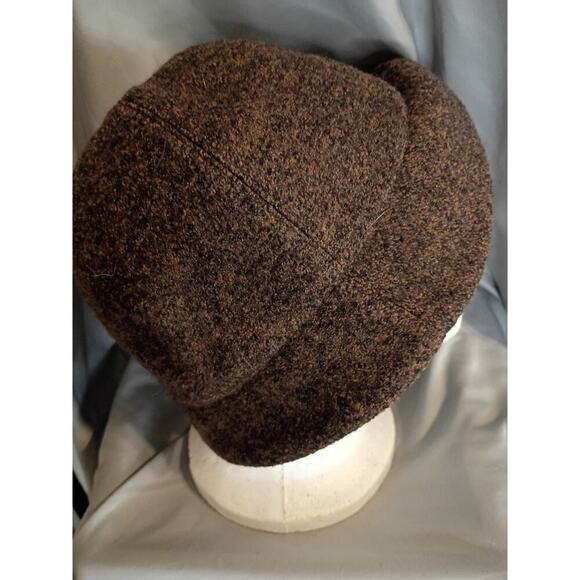 Helen Kaminski Hat 100% Wool With Vintage Brooch Brown